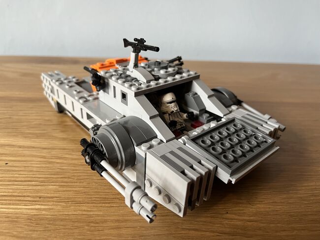 Imperial Assault Hovertank, Lego 75152, Helen Armstrong, Star Wars, Bristol, Image 2