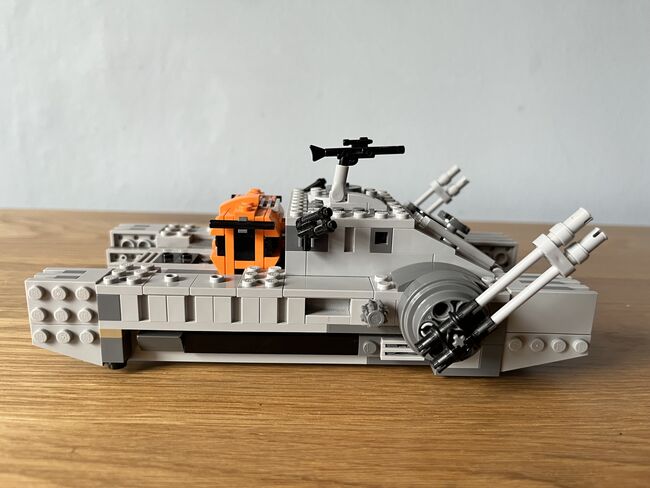 Imperial Assault Hovertank, Lego 75152, Helen Armstrong, Star Wars, Bristol, Image 3