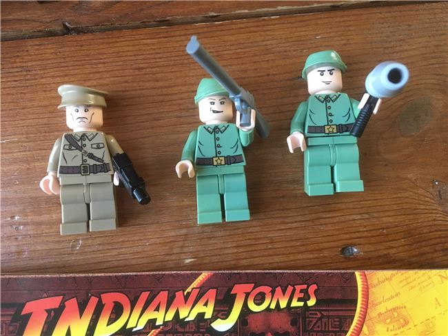 Indiana Jones Jungle Cutter, Lego 7626, Lucy, Indiana Jones, Image 3