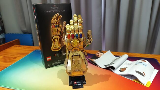 Infinity Gauntlet, Lego 76191, Rachelle Scott, Marvel Super Heroes, East London, Image 3