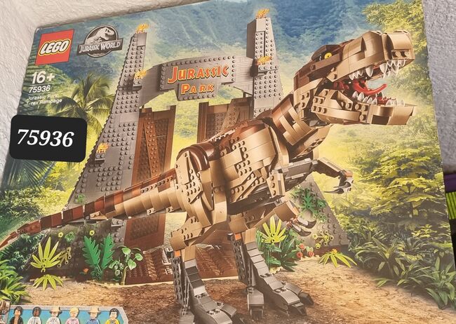 Jurrasic Park TRex Rampage, Lego, Alicia Wessels, Jurassic World, Brackenhurst, Image 3