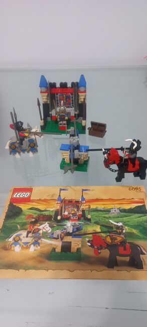 King Leo's Castle plus 8 related add-on sets, Lego 6098 Castle with 6099,6095,6094,6020,4819,4818,4817,4816, Lizzie, Castle, Durban, Abbildung 8