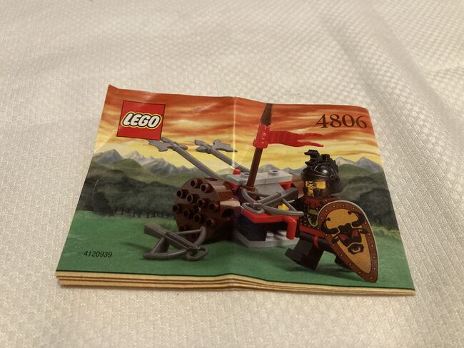 Knights' Kingdom (Castle) - Axe Cart, Lego 4806, John Barnes, Castle, Canterbury, Abbildung 5