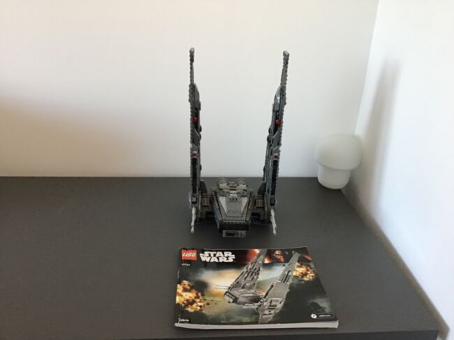 Kylo Ren command shuttle, Lego 75104, Chris Wyatt, Star Wars, Hatton, Image 2