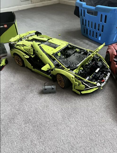 Lamborghini Sian fkp37, Lego, Nathan, Technic, Bookham, Abbildung 3