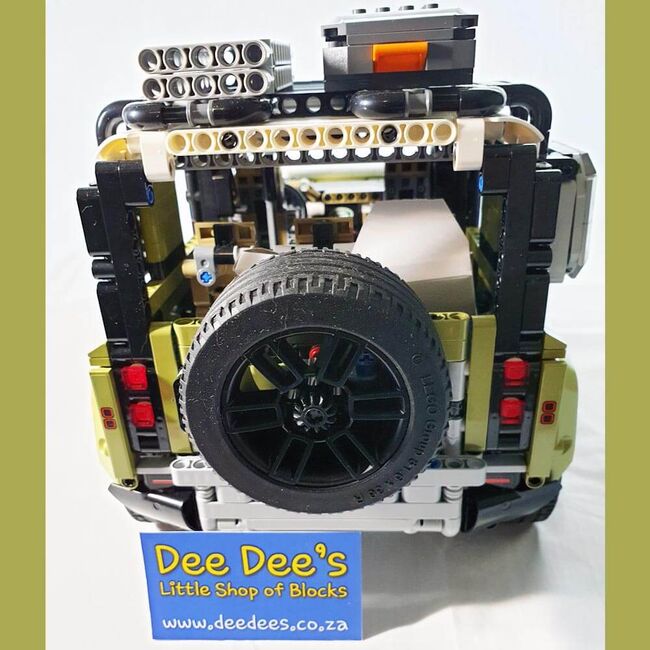 Land Rover Defender, Lego 42110, Dee Dee's - Little Shop of Blocks (Dee Dee's - Little Shop of Blocks), Technic, Johannesburg, Abbildung 3