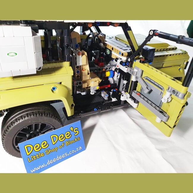 Land Rover Defender, Lego 42110, Dee Dee's - Little Shop of Blocks (Dee Dee's - Little Shop of Blocks), Technic, Johannesburg, Abbildung 8