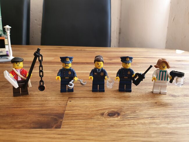 LEGO 10278 Icons Police Station, Lego 10278 , Ivan, Creator, Bromhof, Randburg , Abbildung 3