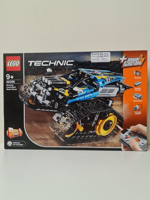 LEGO 42095 Technic Remote Controlled Stunt Racer @ R1300, Lego 42095, Rudi van der Zwaard, Technic, Bloemfontein
