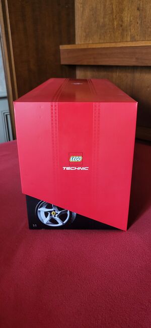 Lego 42143 Ferrari Daytona SP3 New and Sealed!, Lego 42143, Quentin Adatte, Technic, Hérémence , Image 5