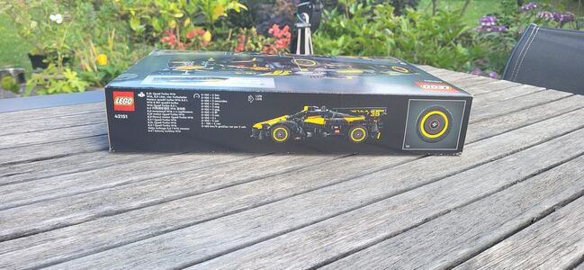 Lego 42151 Bugatti Bolide Yellow New and Sealed!, Lego 42151, Quentin Adatte, Technic, Hérémence , Image 3