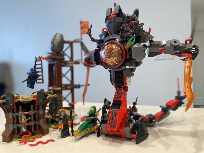 Lego 70626 Dawn of Iron Doom, Lego 70626, Judy, NINJAGO, Vancouver 