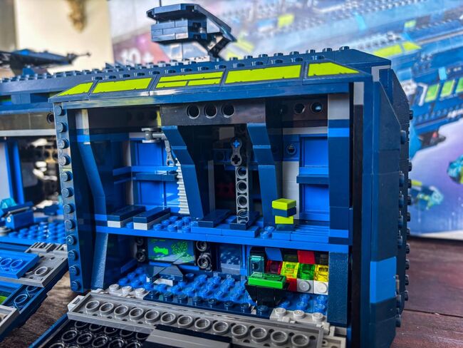 LEGO 70839 The Rexcelsior! (Retired 2019) - Complete with Box & Manual, Lego 70839, Logan Riley, The LEGO Movie, Durban, Image 6