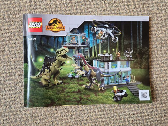 Lego #76949 - Jurassic World - Giganotosaurus & Therizinosaurus Attack, Lego 76949, Natalie Neesam, Jurassic World, Beckermet, Image 3
