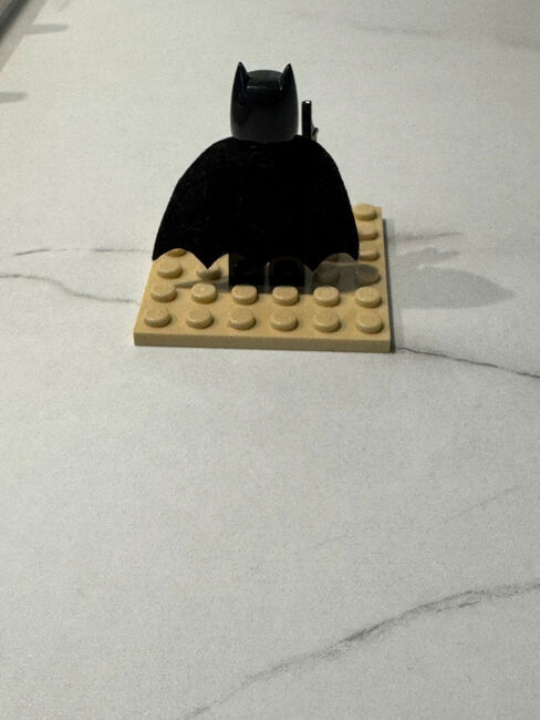 LEGO Batman Minifigure, Lego, Thomas Holloway, Minifigures, Hailsham, Image 2