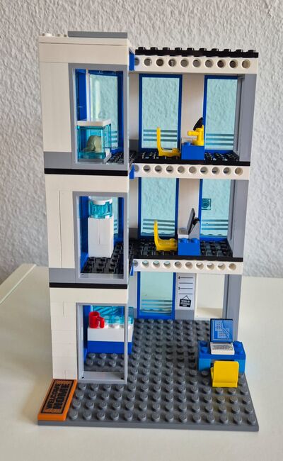 LEGO City 60141 Polizei-Station, Lego 60141, Remo, City, Russikon