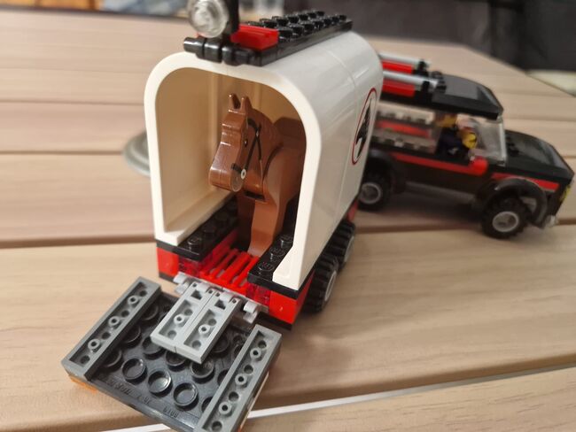 LEGO City Farm 4x4 with Horse Trailer, Lego 7635, Kieran Stevens, City, Scaynes Hill, Image 3