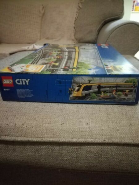 Lego City Passenger Train, Lego 60197, Creations4you, City, Worcester, Abbildung 4