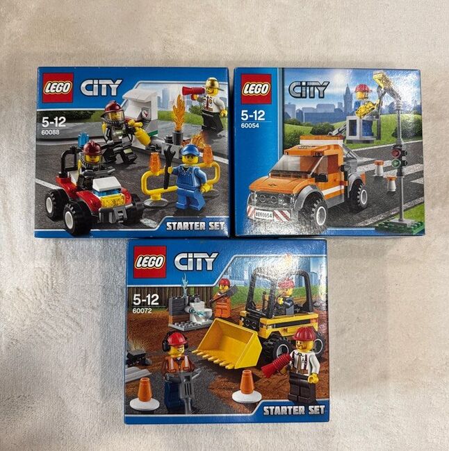LEGO City Starter Sets (60054, 60072, 60088), Lego 60054, 60072, 60088, annie, City, Bukit Batok Street 22