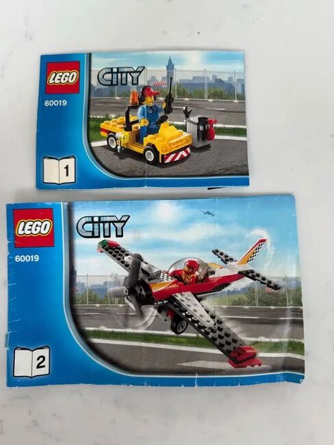 Lego City Stunt Plane, Lego 60019, Sarah Santoro, City, Sutton