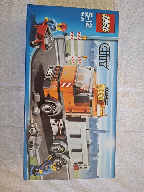 Lego City Tipper Truck, Lego 4434, Nina, City