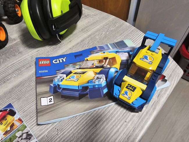 Lego city twin pack racing cars, Lego, caroline Rhodes, 4 Juniors, Tamworth, Abbildung 2