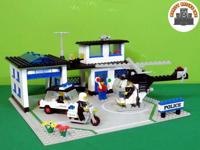 LEGO Classic Town Police Station Bundle (Retired: 1983 - 1984), Lego 6384, Rarity Bricks Inc, Town, Cape Town, Image 2