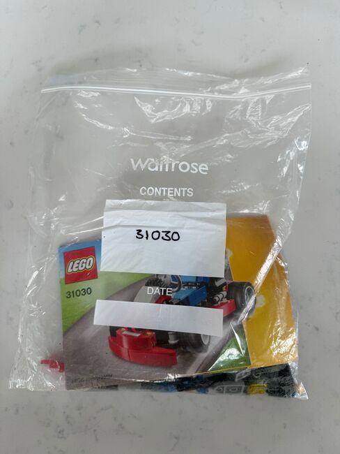 Lego Creator 3-in-1 Red Go Kart, Lego 31030, Sarah Santoro, Creator, Sutton, Abbildung 2