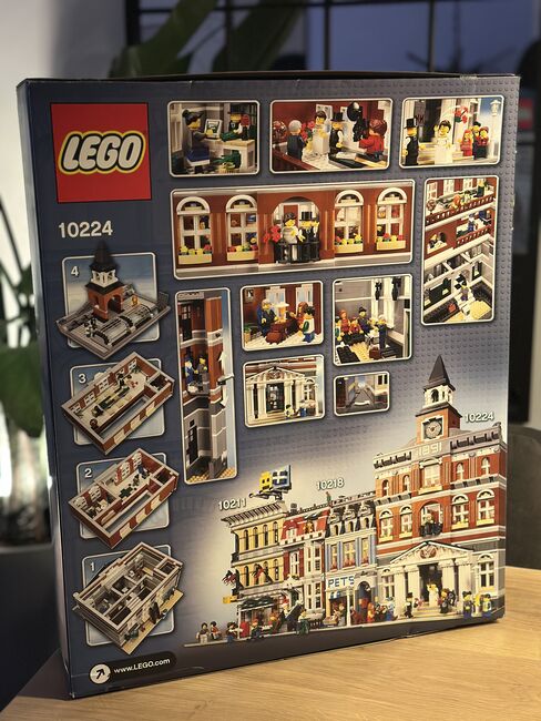 LEGO Creator Expert Town Hall / Rathaus 10224 - modular set, Lego 10224, Dennis Werkes, Creator, Image 2