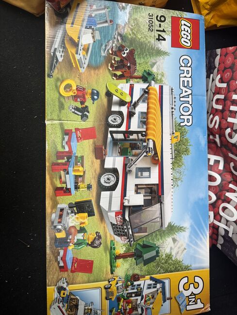 Lego creator vacation and getaways, Lego 30152, Hannah, Creator, south ockendon