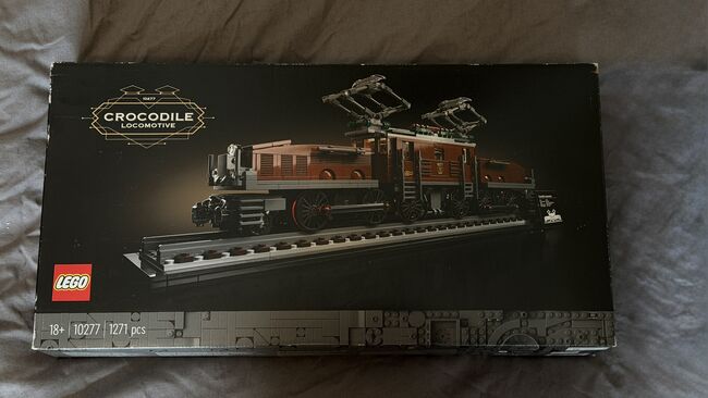 LEGO® Crocodile Locomotive Set for Sale, Lego 10277, Gareth, Classic, Newcastle
