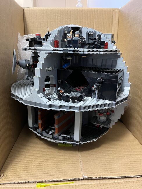 Lego Death Star 10188! With box and instructions, Lego 10188, Yasemin Botterill, Star Wars, Salisbury, Abbildung 18