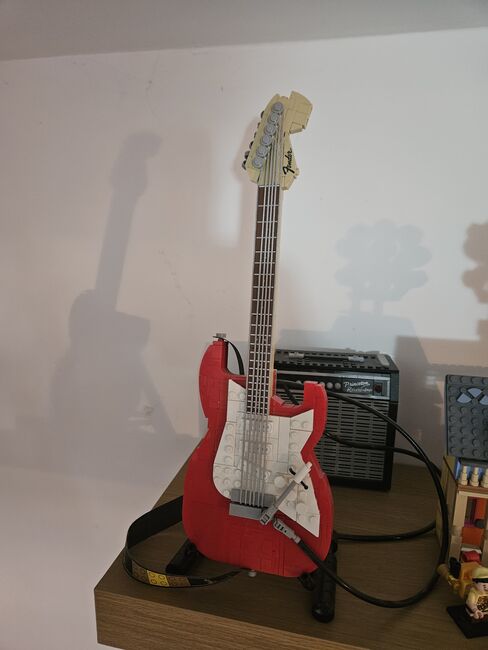 Lego fender guitar retired set red only, Lego, Neil, other, Nottingham