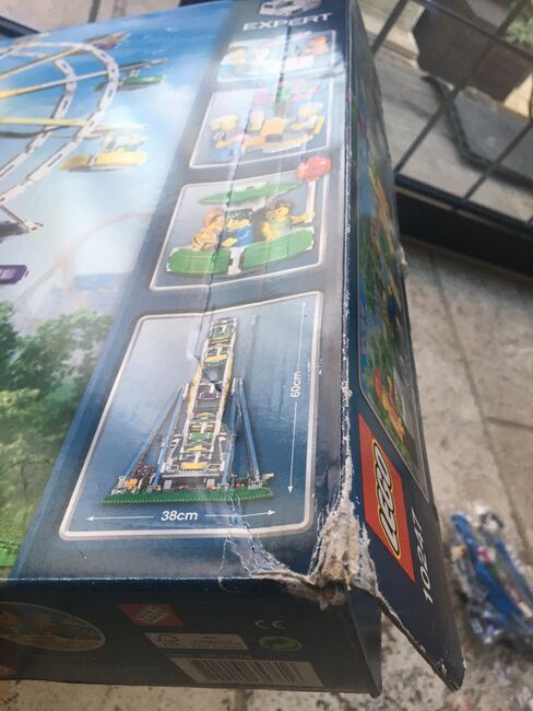 Lego Ferris Wheel Box damaged, Lego 10247, Oliver murphy, Creator, London, Abbildung 2