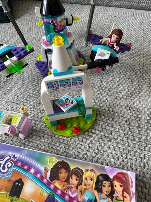 LEGO Friends 41128 – Amusement Park Space Ride, Lego 41128, Thomas Holloway, Friends, Hailsham