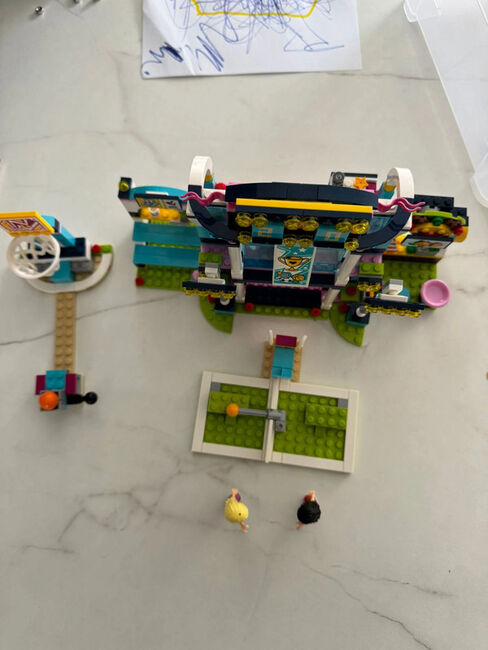 LEGO Friends 41338 – Stephanie’s Sports Arena, Lego 41338, Thomas Holloway, Friends, Hailsham, Abbildung 4