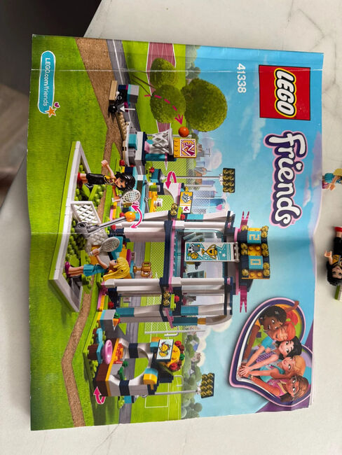 LEGO Friends 41338 – Stephanie’s Sports Arena, Lego 41338, Thomas Holloway, Friends, Hailsham, Abbildung 5