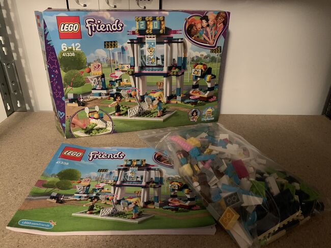 LEGO® Friends 41338 - Stephanie's Sportstadion, Lego 41338, Günther, Friends, Anger, Image 5