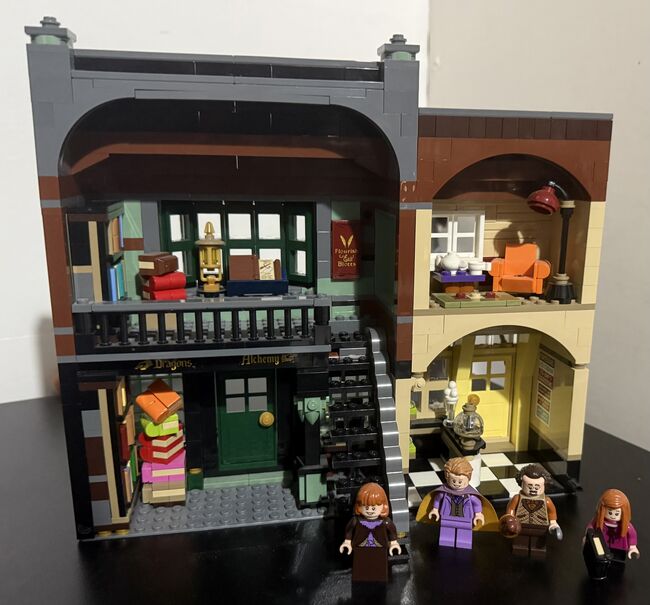 The LEGO Gringotts Wizarding Bank Collector's Edition and Diagon Alley, Lego, Joe, Harry Potter, Hornchurch , Image 15