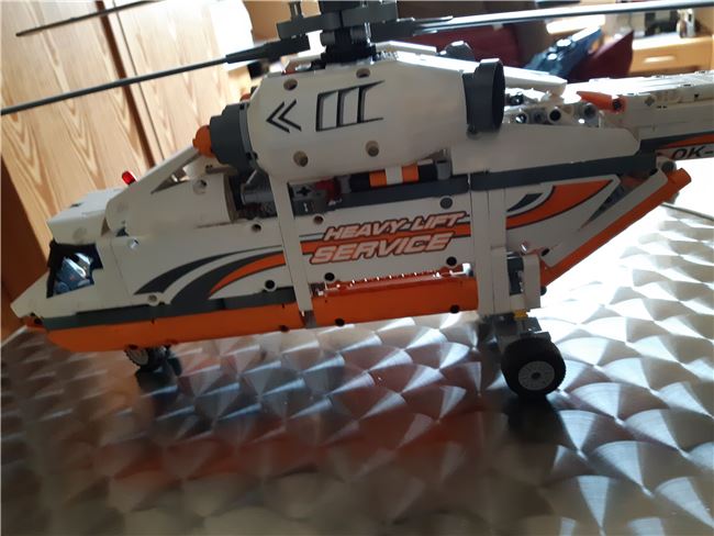 LEGO Schwerlast Hubschrauber, Lego 42052, Peter Wolff, Technic, Ober Ramstadt, Image 4