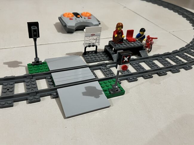 Lego High-Speed Passenger Train, Lego 60051, Aaron, City, The Ponds, Abbildung 4