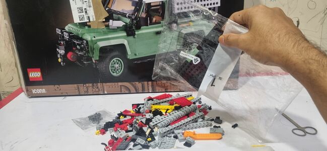 LEGO Icons Land Rover Classic Defender 90 10317 Building Kit (2,336 Pieces), Lego, Ajinkya Bhosle, Cars, Thane, Image 2