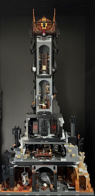 Lego Lord Of The Rings Barad-Dur 10333, Lego 10333, Joe, Lord of the Rings, Hornchurch , Image 2