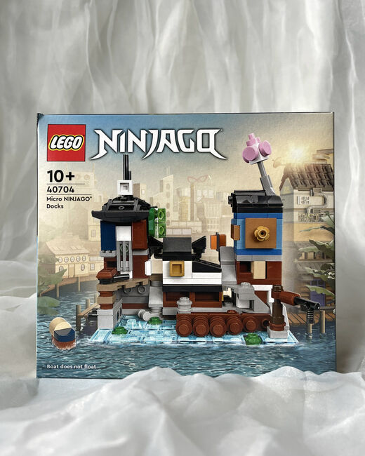 LEGO® Micro NINJAGO® Docks (40704) Collectable 2/4 New & Sealed (Retired Set), Lego 40704, Valentina, NINJAGO