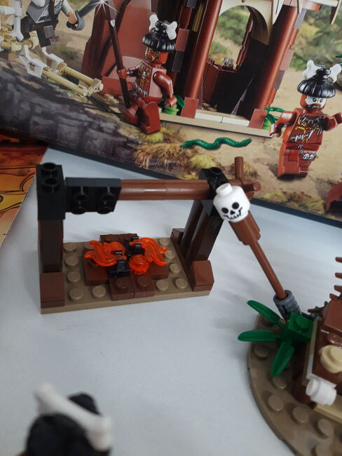 LEGO Pirates of the Caribbean The Cannibal Escape (4182) 100% Complete retired, Lego 4182, NiksBriks, Pirates of the Caribbean, Skipton, UK, Image 3