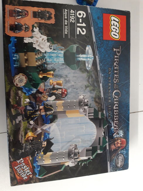 LEGO Pirates of the Caribbean The fountain of youth (4192) 100% complete retired, Lego 4192, NiksBriks, Pirates of the Caribbean, Skipton, UK, Image 4