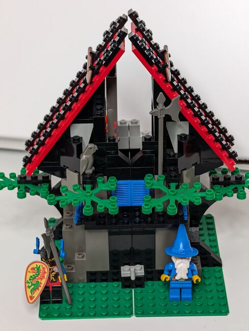 LEGO Set 6048, Majisto's Magical Workshop, Lego 6048, Reto Berger, Castle, Hagenbuch, Image 2