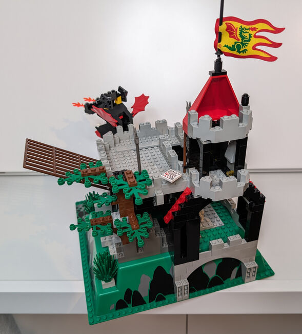 LEGO Set 6082, Fire Breathing Fortress, Lego 6082, Reto Berger, Castle, Hagenbuch, Abbildung 2