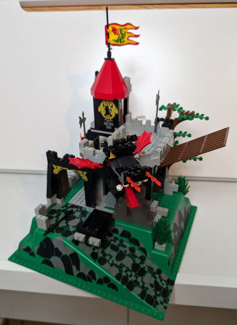 LEGO Set 6082, Fire Breathing Fortress, Lego 6082, Reto Berger, Castle, Hagenbuch, Image 7