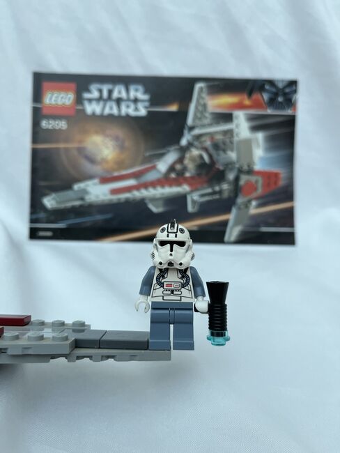LEGO Star Wars 6205 - V-wing Fighter (2006), Lego 6205, Giel, Star Wars, Panningen, Image 4